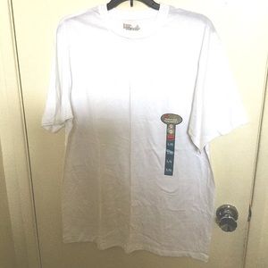 Hanes tee